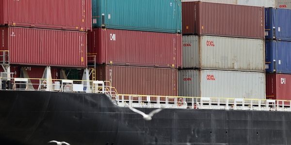 Frachter "Atlantic Navigator II" aus Russland darf Rostock verlassen