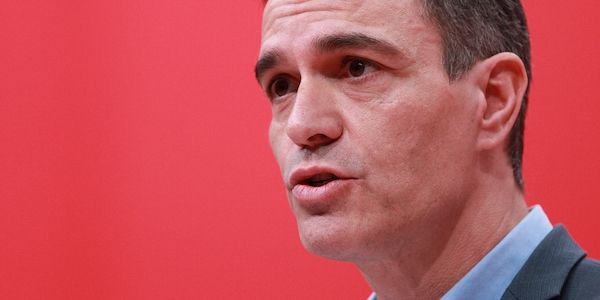 Rücktrittsdrohung: Spaniens Regierungschef Sanchez bleibt im Amt