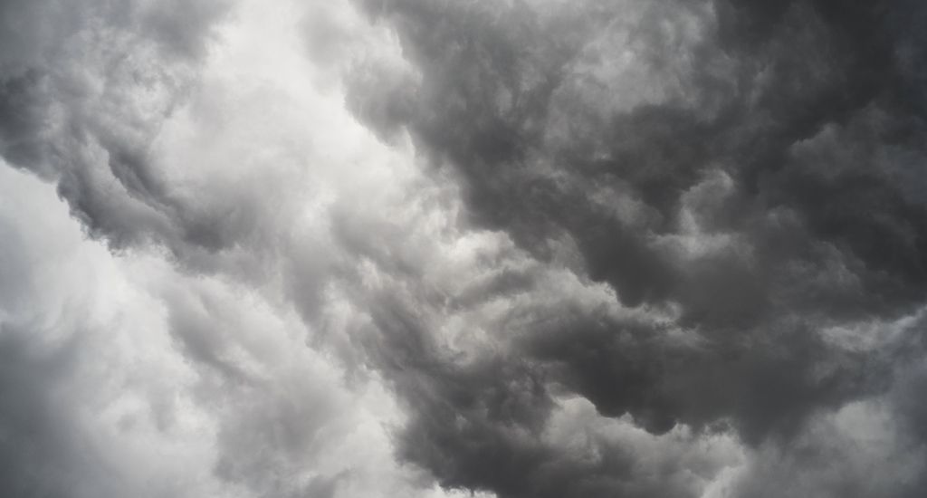 ARAG - Schwere Sturmböen, Gewitter oder Starkregen – was zahlt die Versicherung?