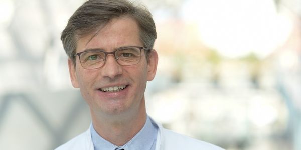 Charité: Prof. Zips ist Direktor der Klinik für Radioonkologie und Strahlentherapie!