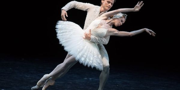 Ukrainische Balletttänzer: Benefizgala im Admiralspalast