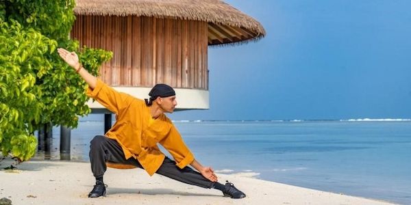Kung-Fu Master und spiritueller Energieheiler Sifu Aniket im Nova Maldives vom 3. bis 19. Juli 2023