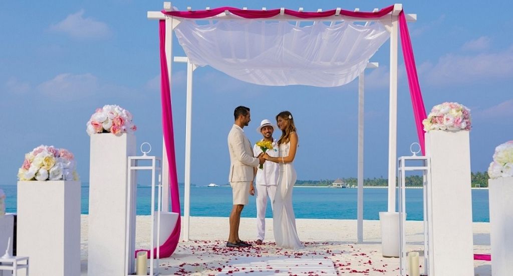 Hochzeit im Paradies: im Kandima Maldives gibt es die maßgeschneiderte Traumhochzeit für 2 bis 500 Personen!