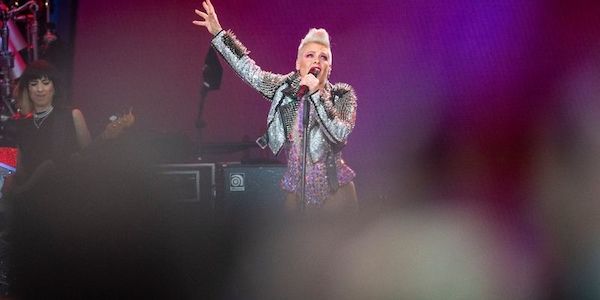 Auftaktkonzert von US-Sängerin Pink im Olympiastadion