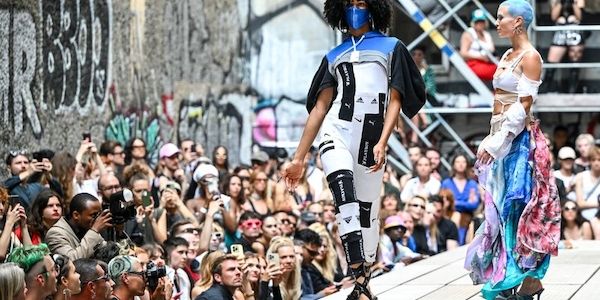 Berliner Fashion Week gestartet: Eröffnung im Berliner Salon
