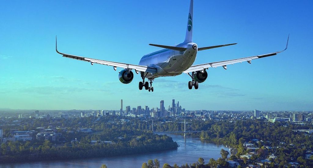 ARAG: Alternativen zu Flugreisen und Tipps zu Fahrgastrechten