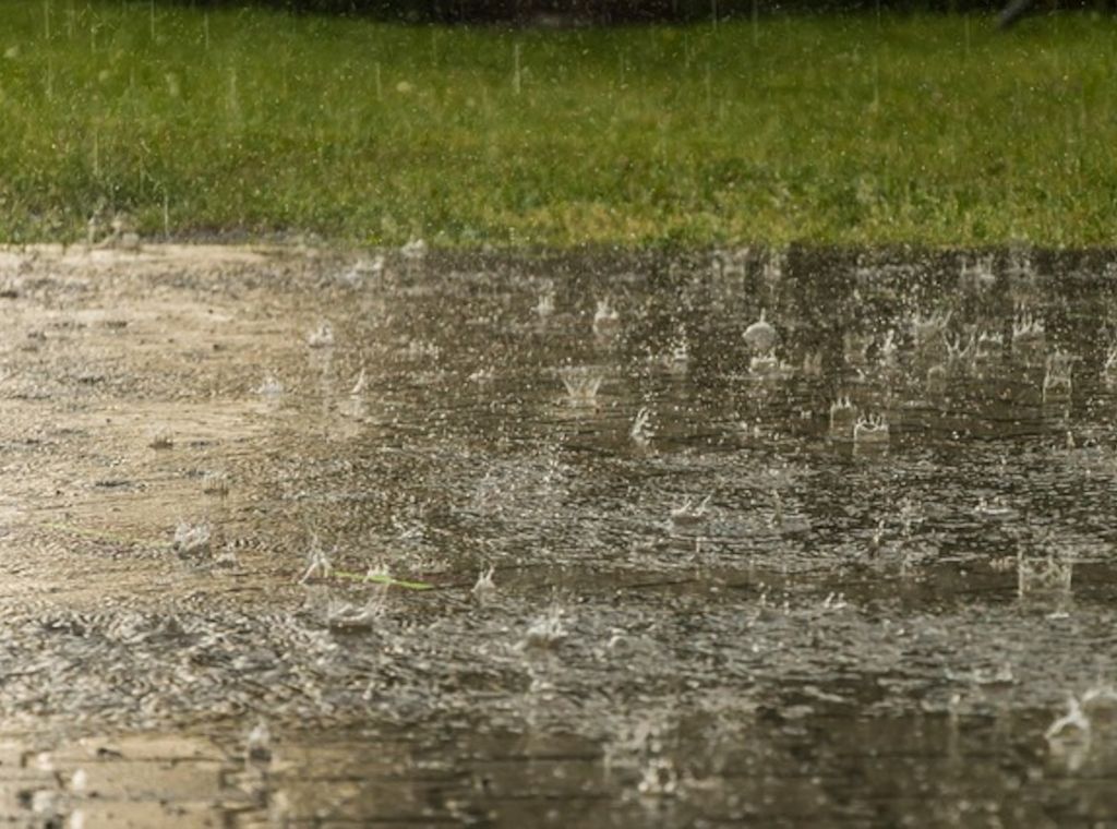 ARAG: Starkregen und Hochwasser - Was zahlt die Versicherung?