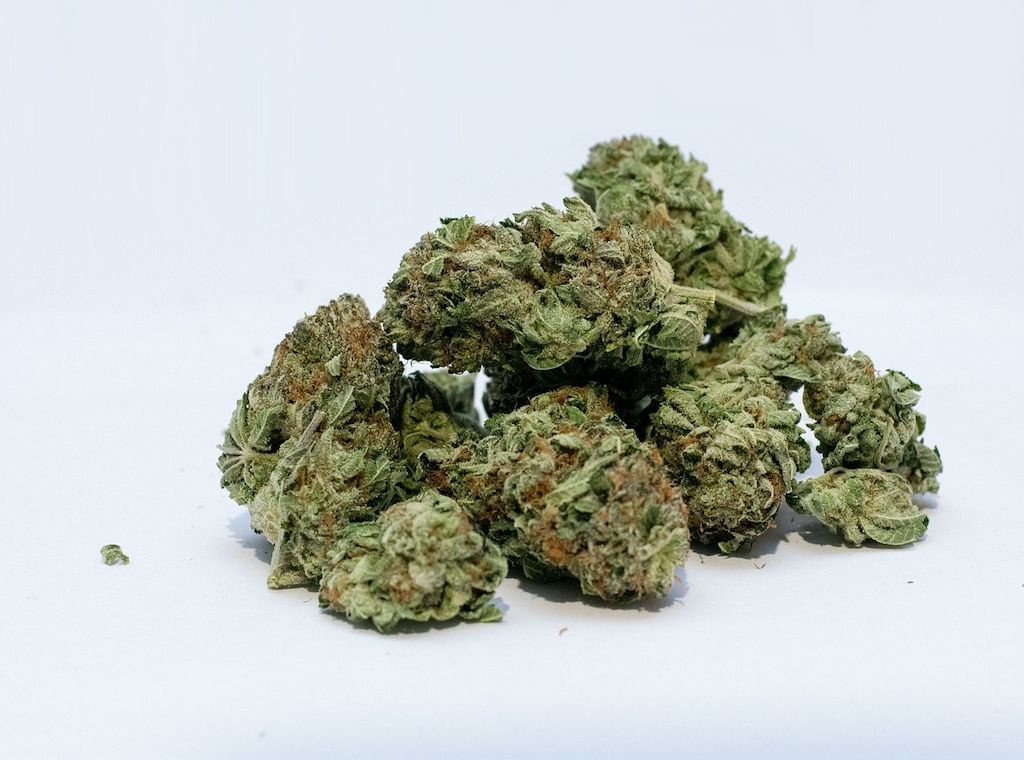 ARAG: Experten zum aktuellen Stand der Legalisierung von Cannabis!