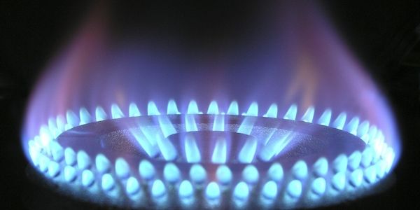 ARAG: Energiepreis-Explosion- Experten verraten Tricks zum sparen!