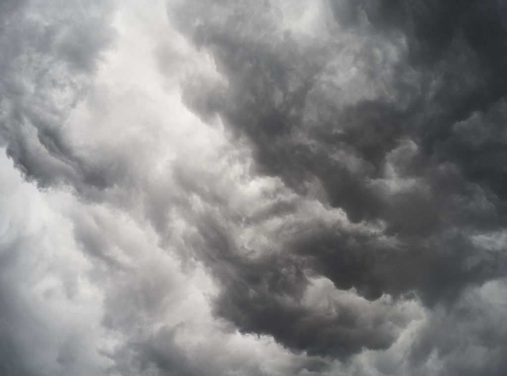 ARAG - Schwere Sturmböen, Gewitter oder Starkregen – was zahlt die Versicherung?