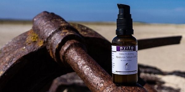 Myrto Naturkosmetik - Hyaluronsäure Booster für tiefenwirksame Feuchtigkeit