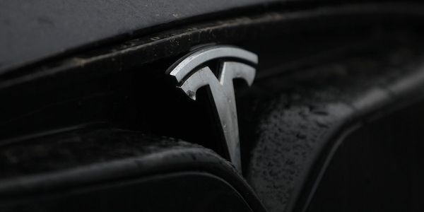 Teslas Absatz schwächelt in Deutschland besonders