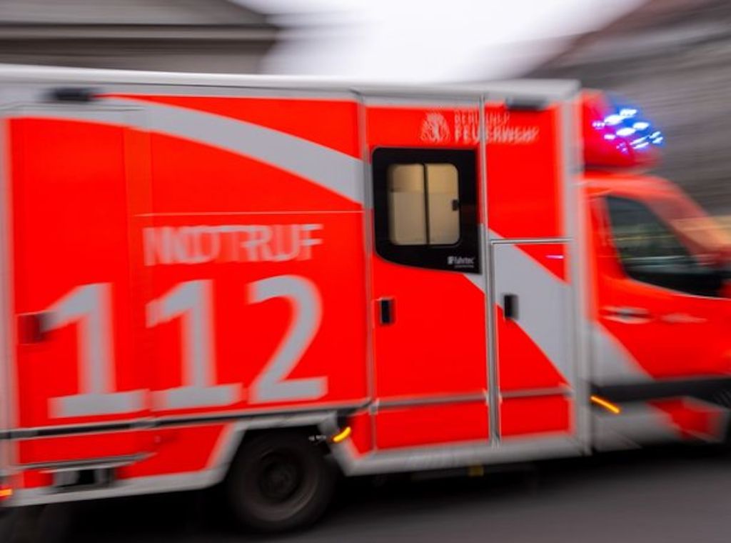 Zwei Verletzte bei Wohnungsbrand in Berlin-Steglitz