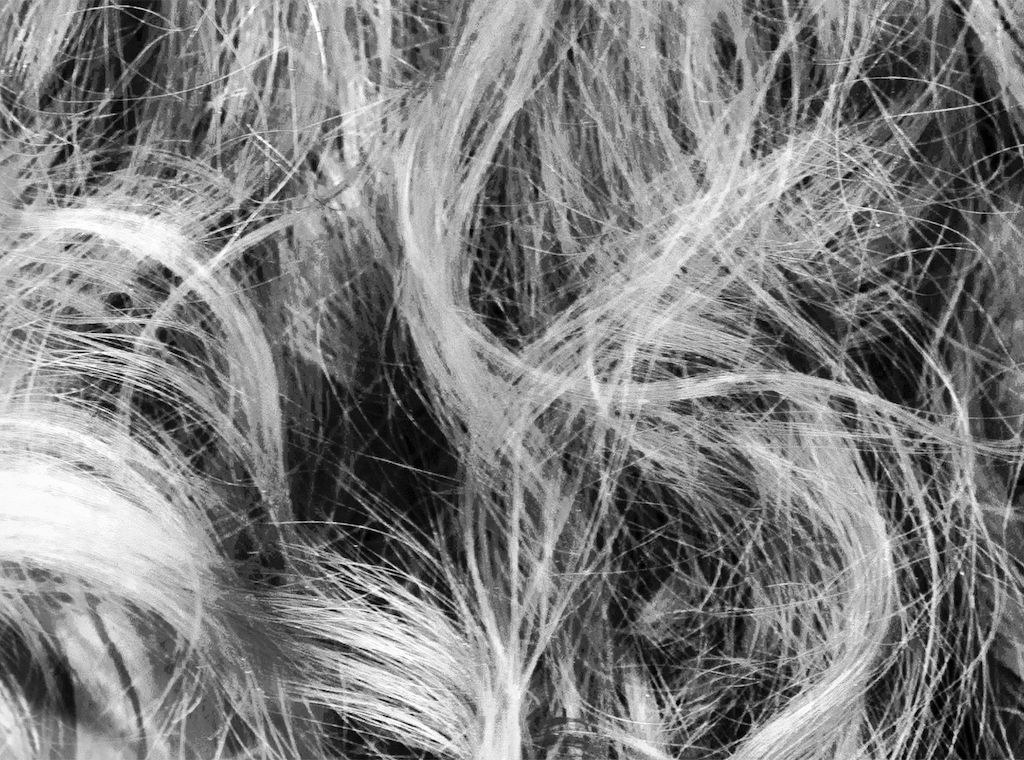 Myrto Naturkosmetik – Graue Haare färben – ja oder nein?