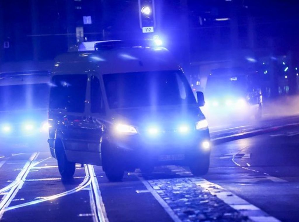 Laute Knallgeräusche: Polizei findet mutmaßliches Drogenlabor in Berlin-Britz