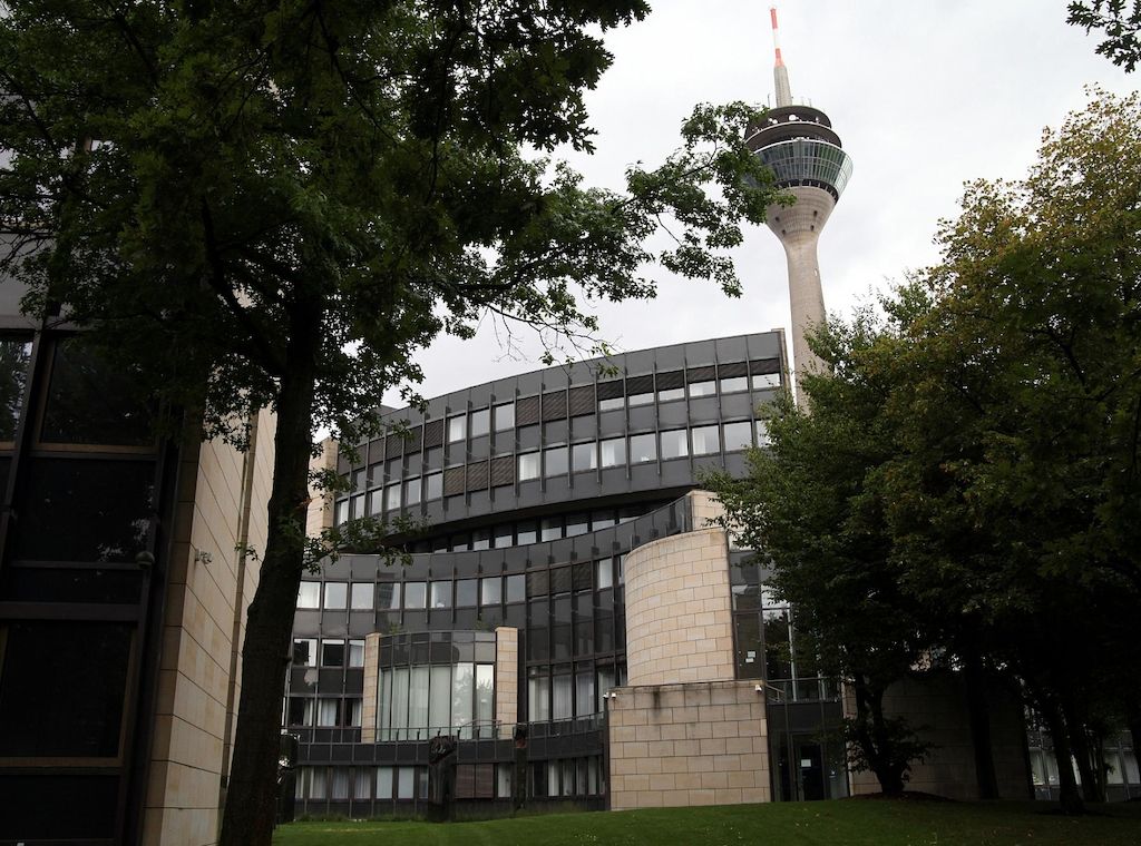 NRW-Finanzminister will Schuldenbremse einhalten