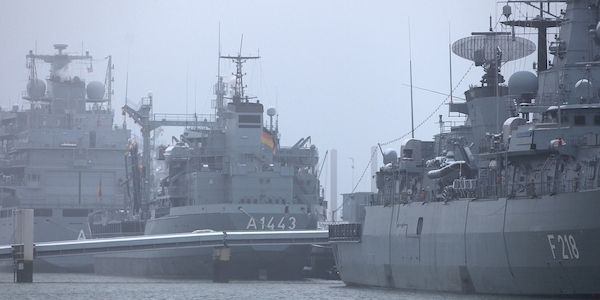 SPD und FDP für Fregatten-Fahrt durch Straße von Taiwan