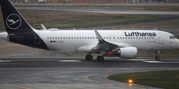 Lufthansa ruft Belegschaft zum Sparen auf