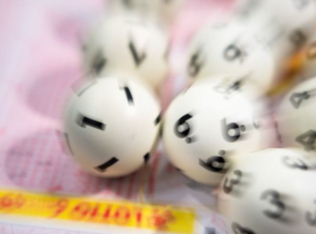 Unbekannter Brandenburger Lotto-Spieler gewinnt fast 2 Millionen Euro