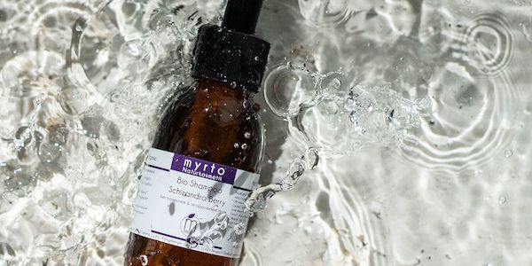 Bio  Repair Shampoo Schizandra Berry - strapaziertes & gefärbtes Haar