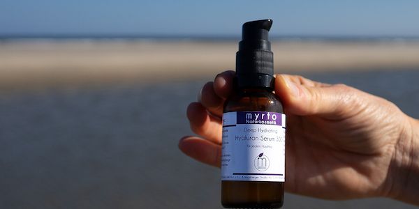 Deep Hydrating Hyaluron Serum 300 – Booster für tiefenwirksame Feuchtigkeit