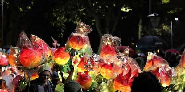 Laternenumzug: Sicher strahlend durch die Nacht
