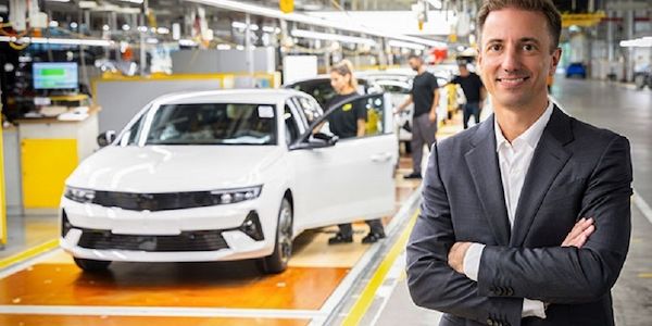 Opel CEO Florian Huettl übernimmt zusätzlich die Leitung des Deutschlandgeschäfts von Stellantis