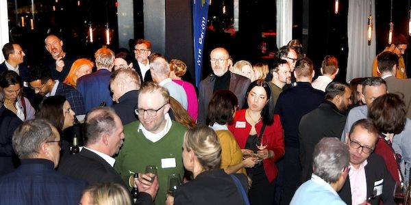 IHK Berlin lud Unternehmen zum Networking mit Skyline-Blick ins SOLAR 