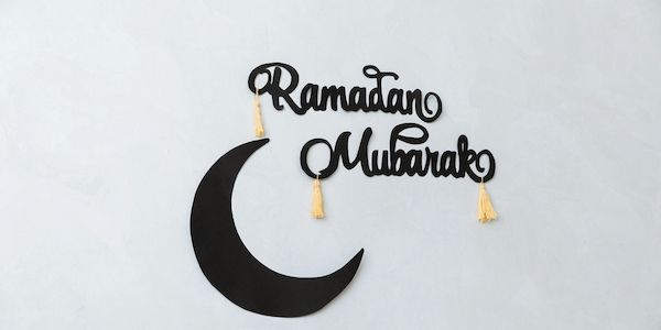 Fasten im Ramadan: Wie es im Arbeitsalltag gelingt