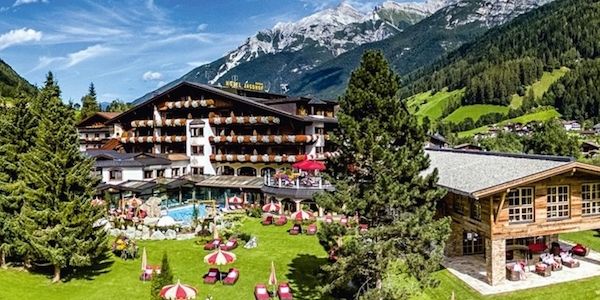 Angebot im 5-Sterne SPA Hotel Jagdhof vom 8.-11. Mai 2025