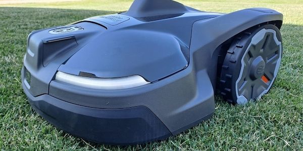 Häußler Rasenroboter sorgen für einen perfekten Rasen bei min. Zeitaufwand