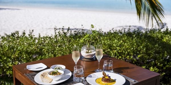 Im Traumresort Nova Maldives startet 2025 vegan und gesund