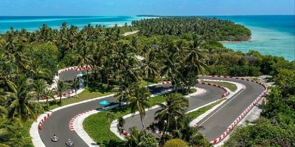 Kandima Maldives eröffnet “Fast Track“: Die längste und schnellste E-Gokart Profibahn der Malediven!