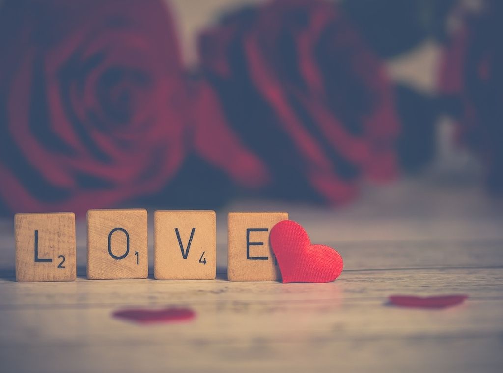 ARAG: Valentinstag ohne einen Valentin? Leichte Müdigkeit auf Dating-Apps bemerkbar