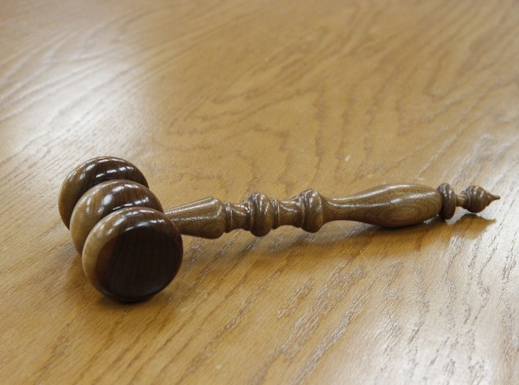 ARAG: Party trotz Krankmeldung und weitere Urteile
