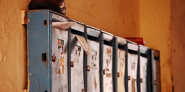ARAG: Warnstreik der Post- Was tun wenn der Briefkasten leer bleib ?