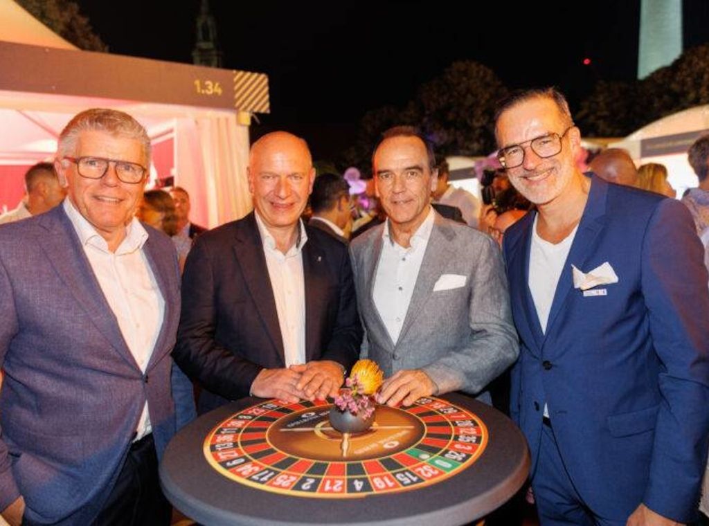 Hoffest 2024: Berliner Internationalität gefeiert 
