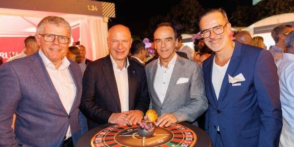 Hoffest 2024: Berliner Internationalität gefeiert 