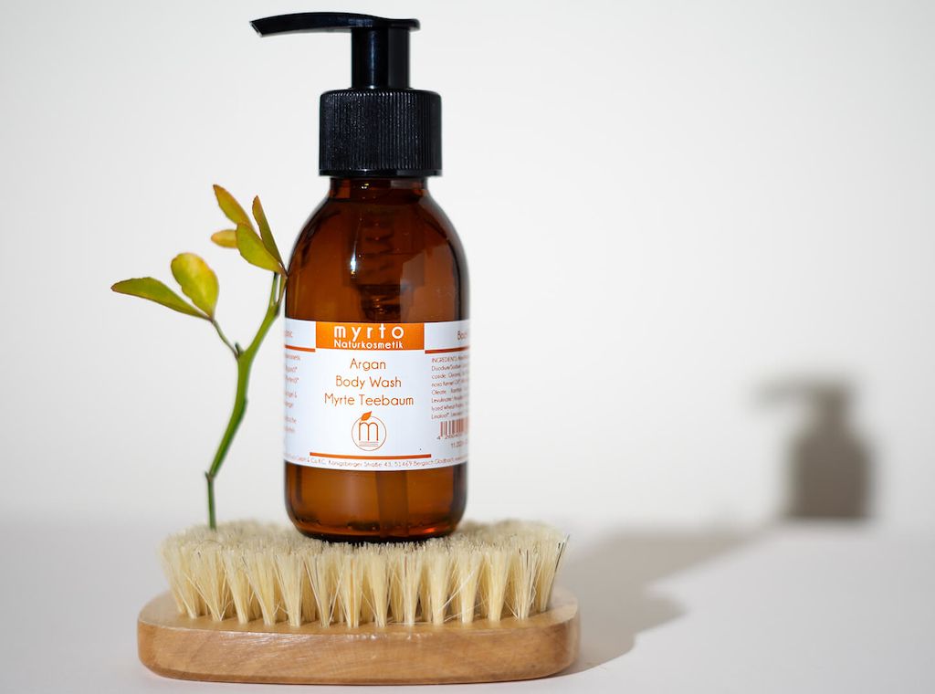 Myrto Naturkosmetik – Duschen bei trockener und gereizter Haut