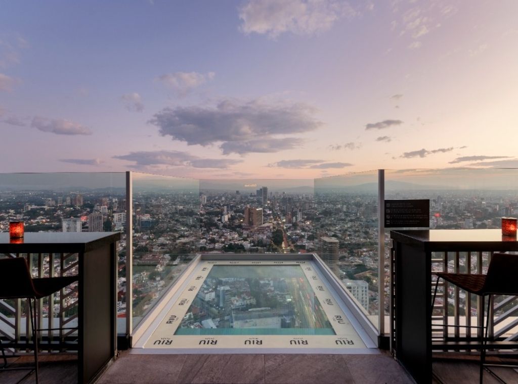 Reisen: Das Riu Plaza Guadalajara in Mexiko eröffnet neues 360°-Rooftop im 41. Stock 
