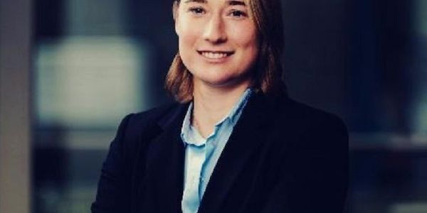 Ideal Versicherungen Franziska Schmid: Spezialistin für private Pflegeversicherungen in Baden-Württemberg und Bayern