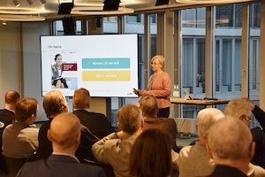 Wirtschaft hautnah: Elisabeth Stiller begeistert beim GDV-Update 2025 Bild 3