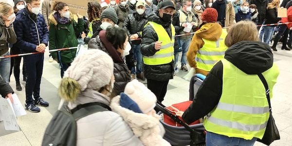 Studie: Weniger Ukraine-Flüchtlinge setzen auf doppelte Beschulung