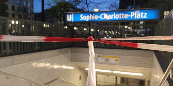 Tödliche Messerstecherei an Berliner U-Bahnhof offenbar nach Streit