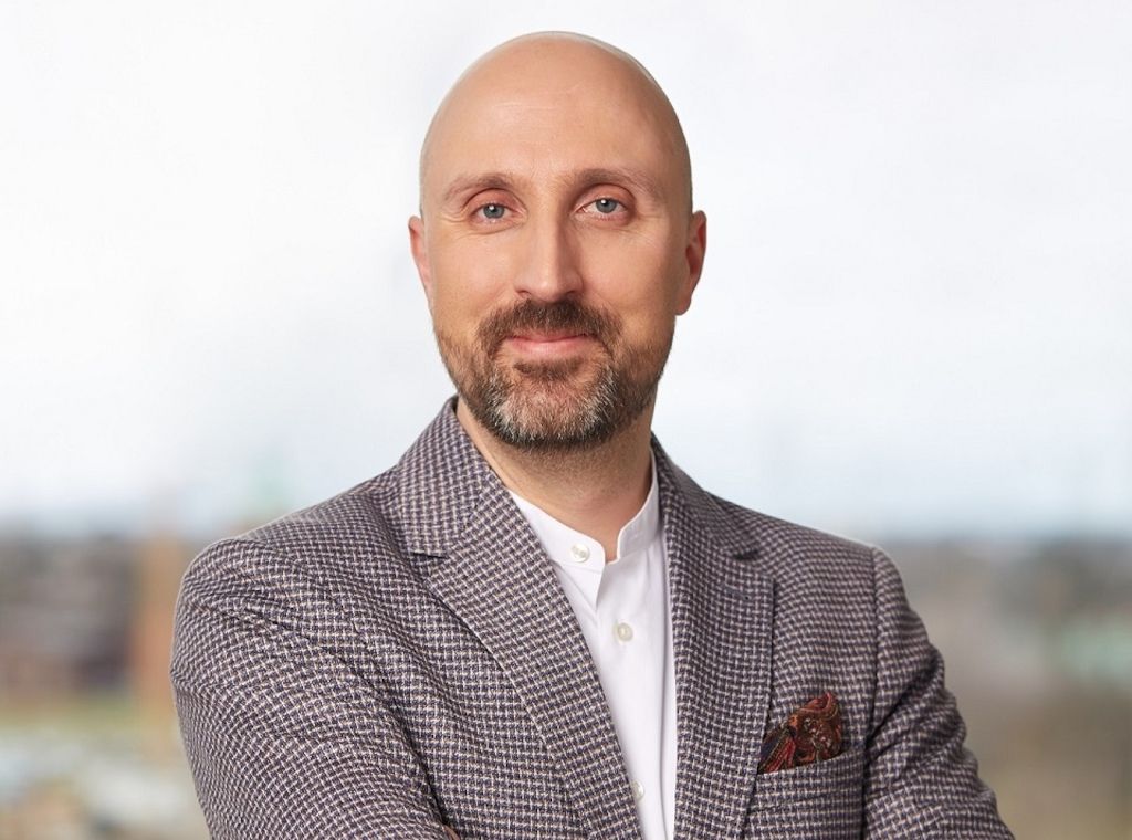 1000hands verstärkt Vertriebskompetenz: Thomas Brünner ist neuer Sales Director