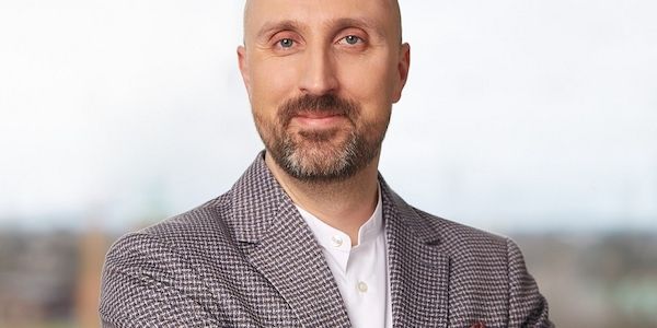 1000hands verstärkt Vertriebskompetenz: Thomas Brünner ist neuer Sales Director