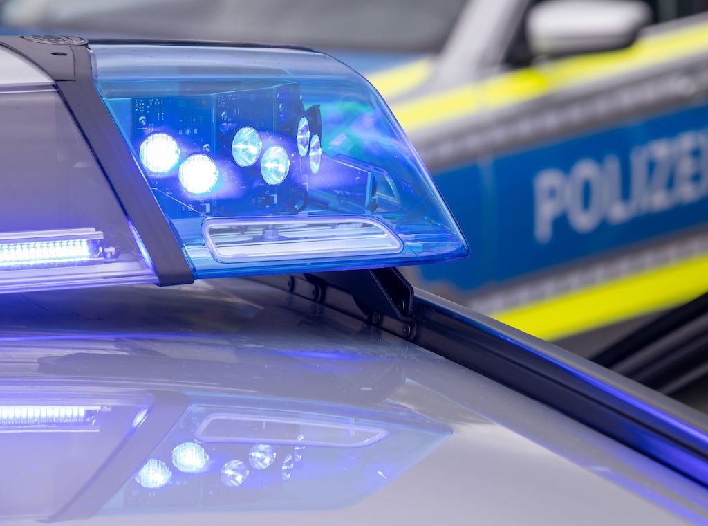 Versuchter Uhren-Raub mit Messer und Pfefferspray eskaliert am Berliner Alexanderplatz