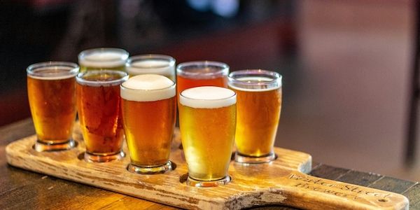 ARAG Experten über den Tag des deutschen Bieres und das Reinheitsgebot