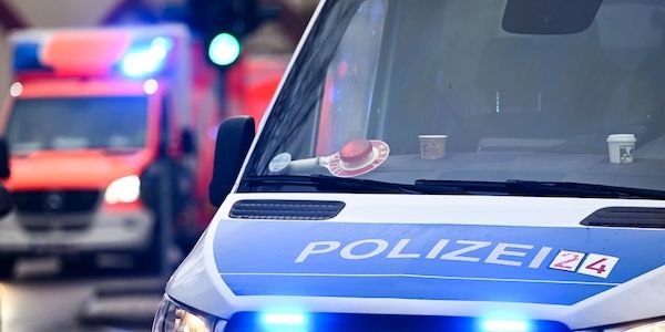 Unfassbar - Sanitäter in Oranienburg von Gruppe bedrängt!