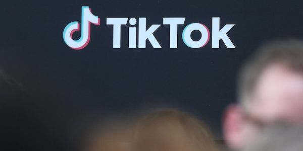 Papaplatte sieht Tiktok als "Booster für Populismus und Fake News"
